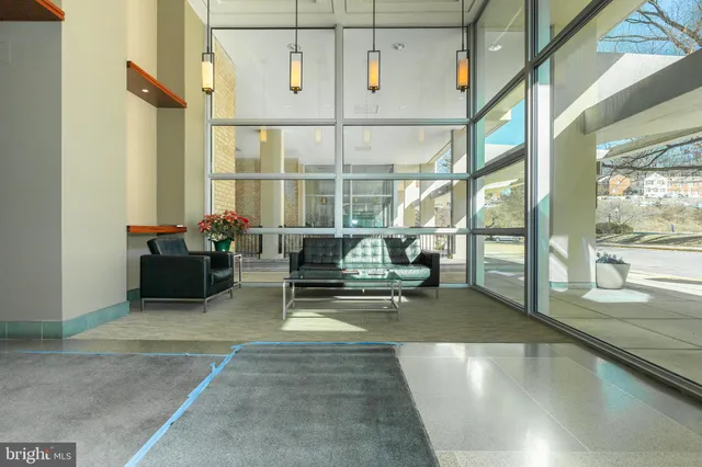 $178,000 | 4600 South Four Mile Run Drive, Unit 623, Arlington, VA 22204