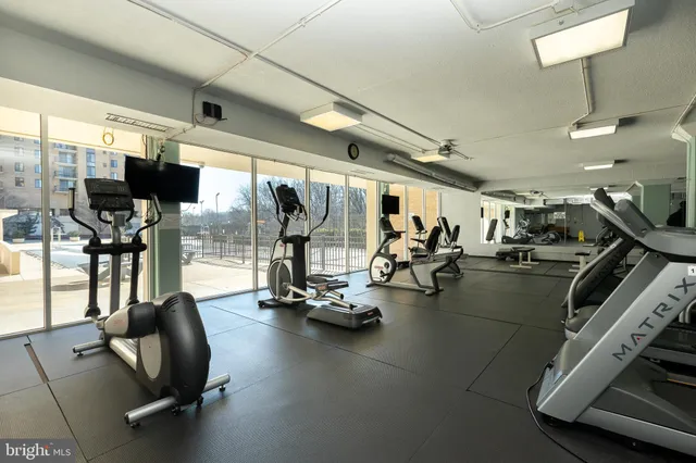 $178,000 | 4600 South Four Mile Run Drive, Unit 623, Arlington, VA 22204