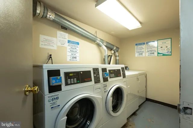 $178,000 | 4600 South Four Mile Run Drive, Unit 623, Arlington, VA 22204