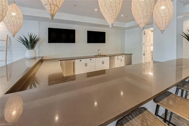 $12,000 | 1125 Central Avenue, Unit 373, Naples, FL 34102