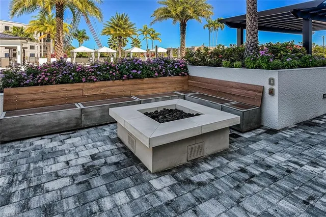 $12,000 | 1125 Central Avenue, Unit 373, Naples, FL 34102