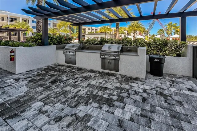 $12,000 | 1125 Central Avenue, Unit 373, Naples, FL 34102