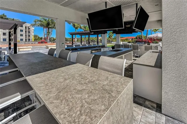 $12,000 | 1125 Central Avenue, Unit 373, Naples, FL 34102