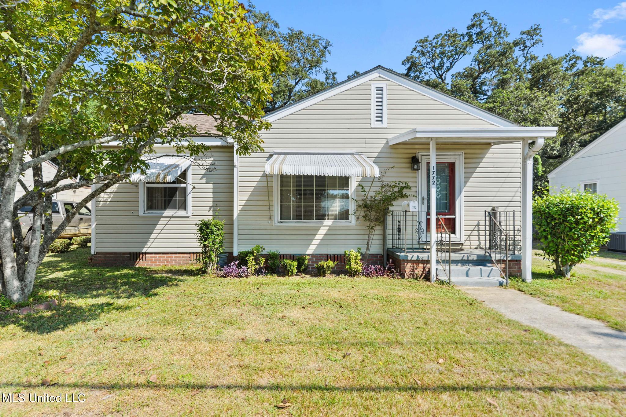 1772 Pass Road Biloxi, MS 39531 - Photo 1 of 21 001