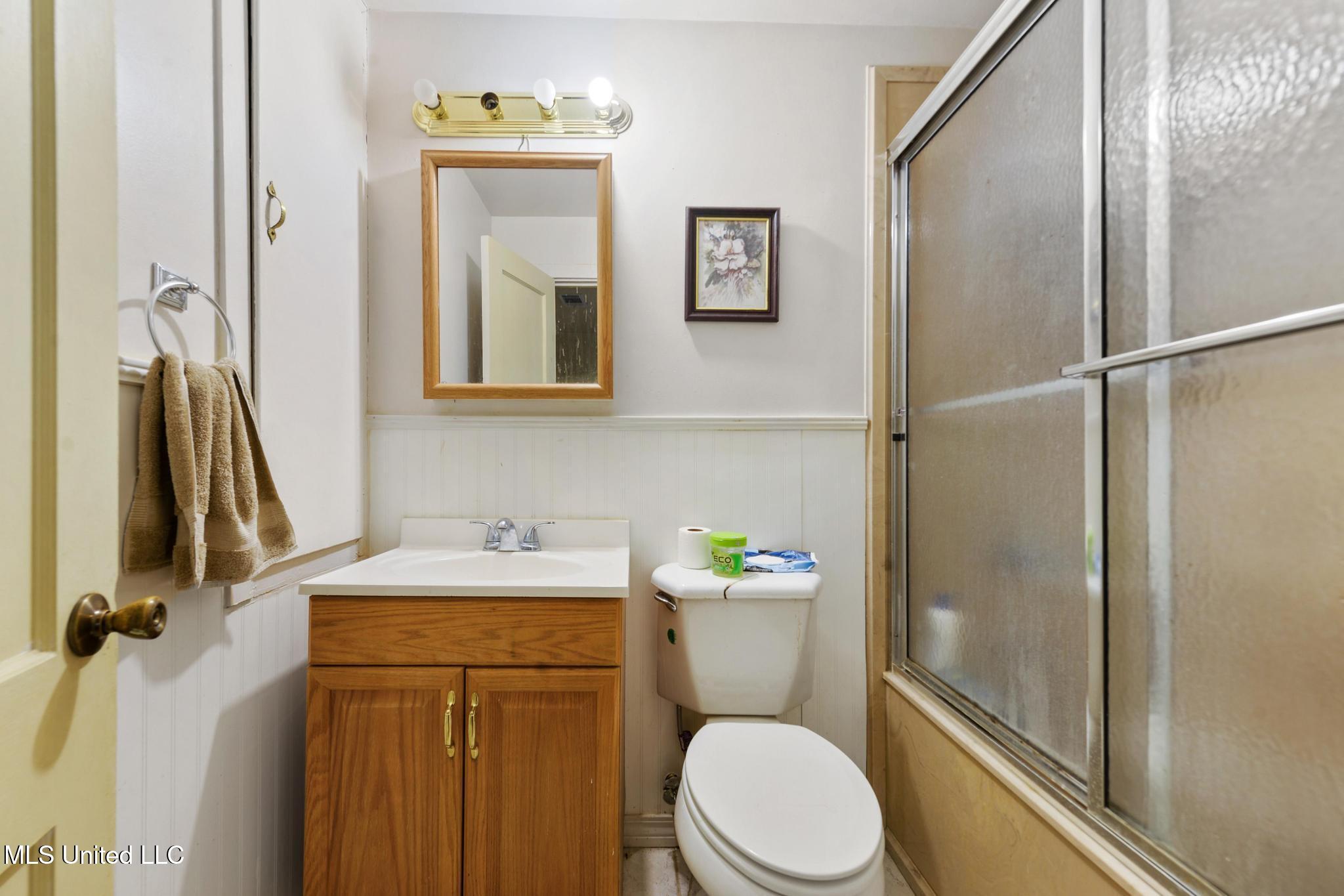 1772 Pass Road Biloxi, MS 39531 - Photo 13 of 21 013