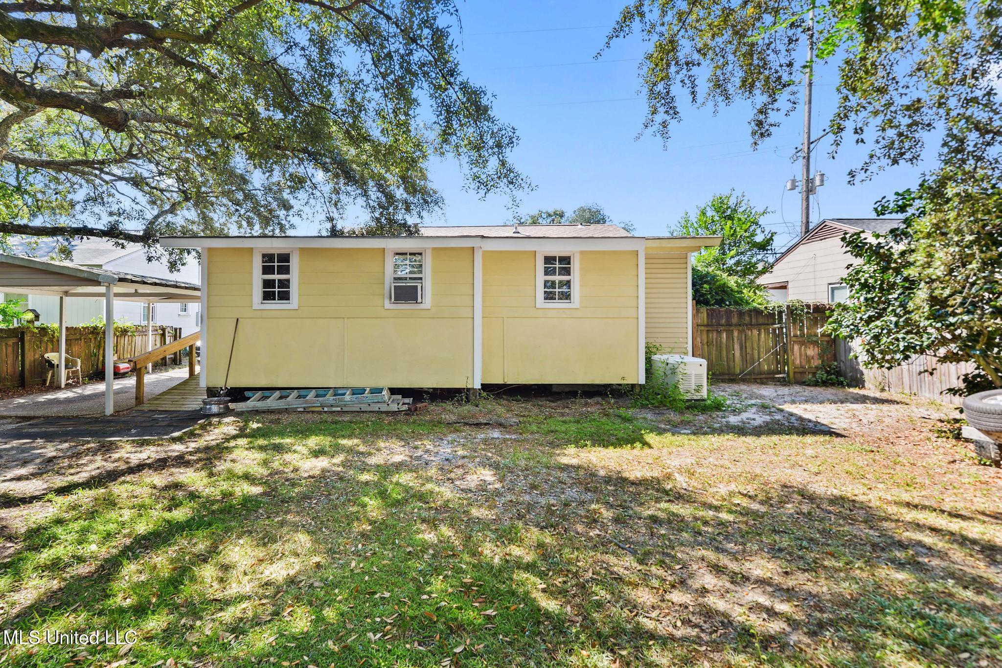 1772 Pass Road Biloxi, MS 39531 - Photo 20 of 21 020