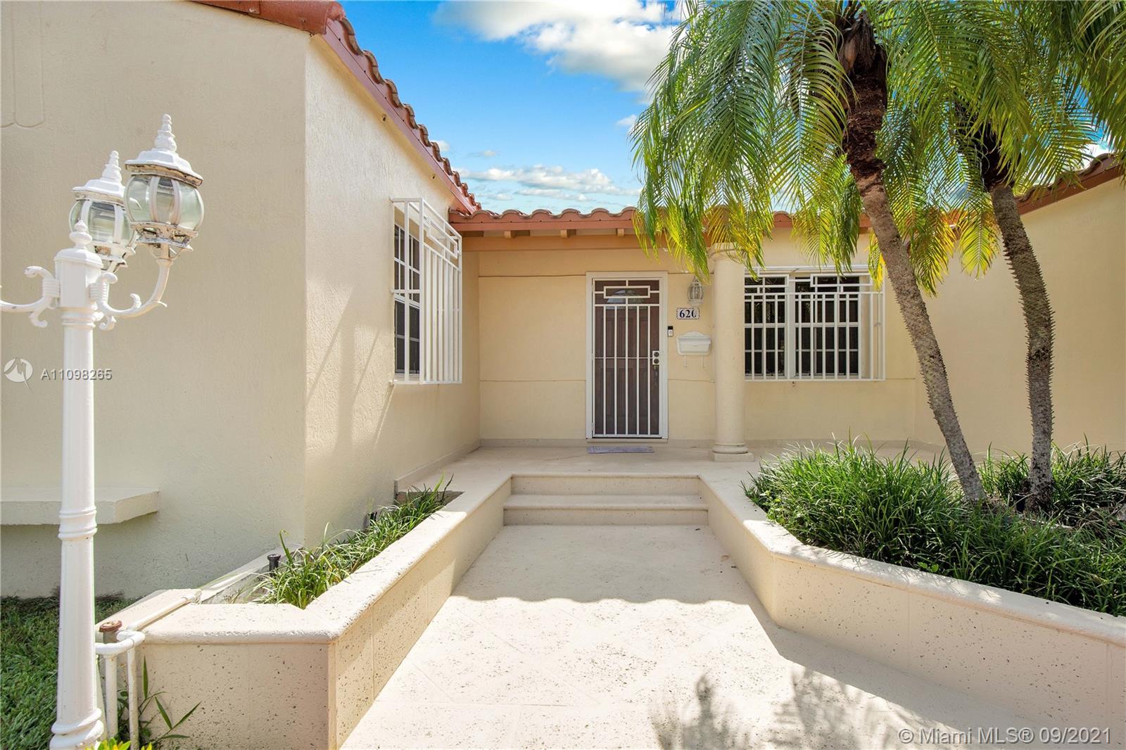 620 Southwest 22nd Road Miami, FL 33129 - Photo 4 of 53 a view of a house with a bath tub