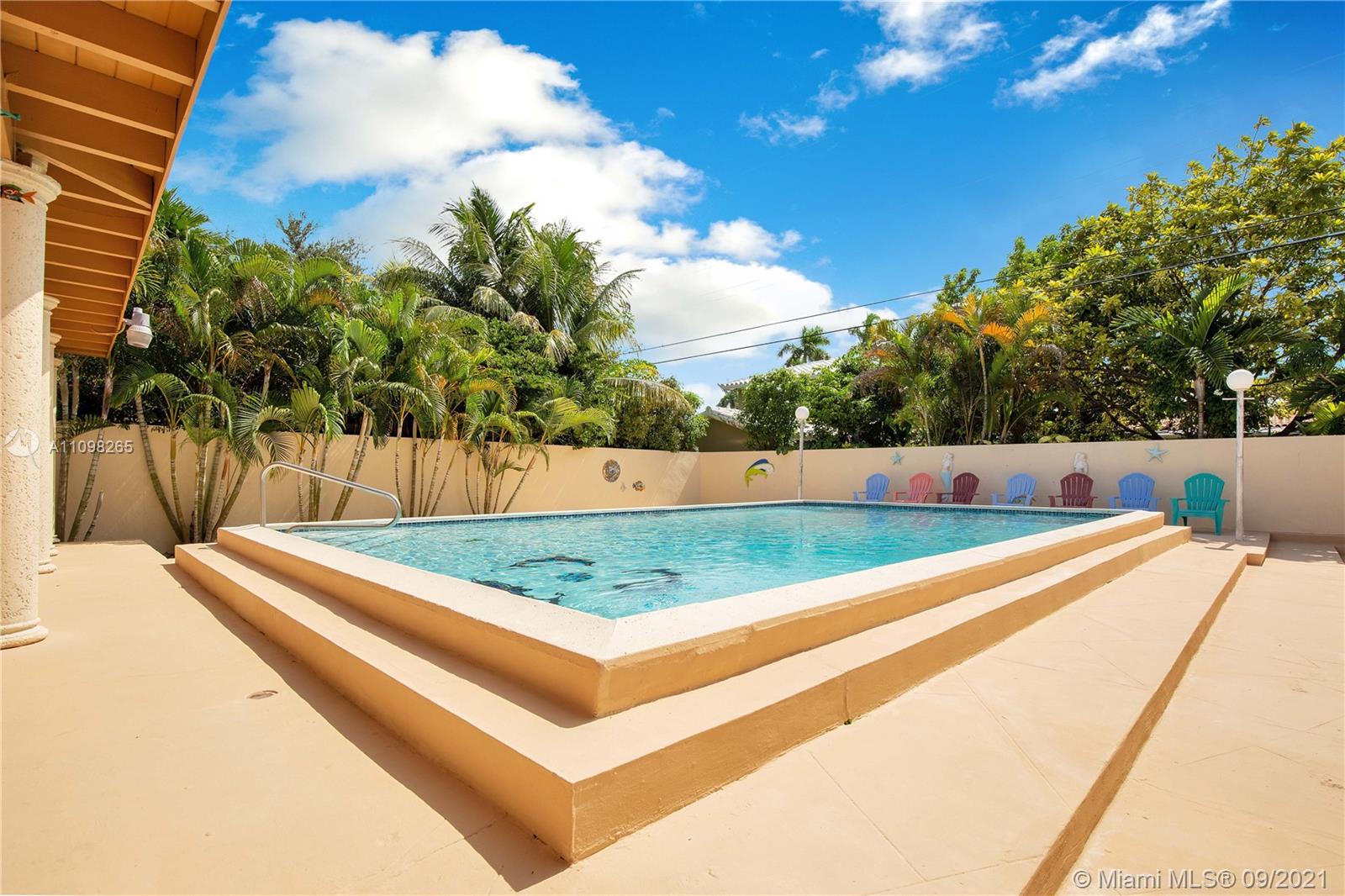 620 Southwest 22nd Road Miami, FL 33129 - Photo 43 of 53 a view of a bathtub in a backyard