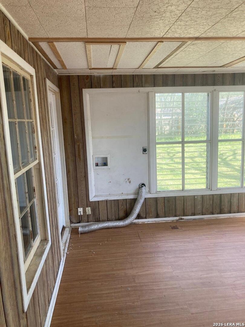 2101 East Trinity Street Victoria, TX 77901 - Photo 7 of 12