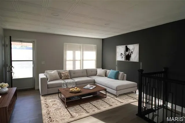 $325,000 | 1504 Ticonderoga Drive, St. Peters, MO 63376