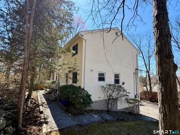 $1,950 | 84 Wilmot Street, Torrington, CT 06790