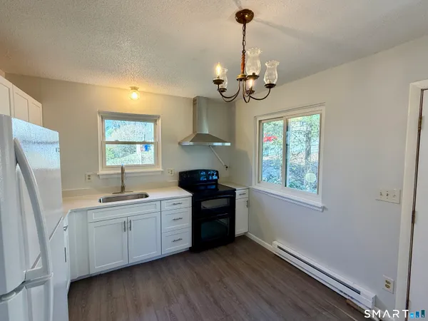 $1,950 | 84 Wilmot Street, Torrington, CT 06790