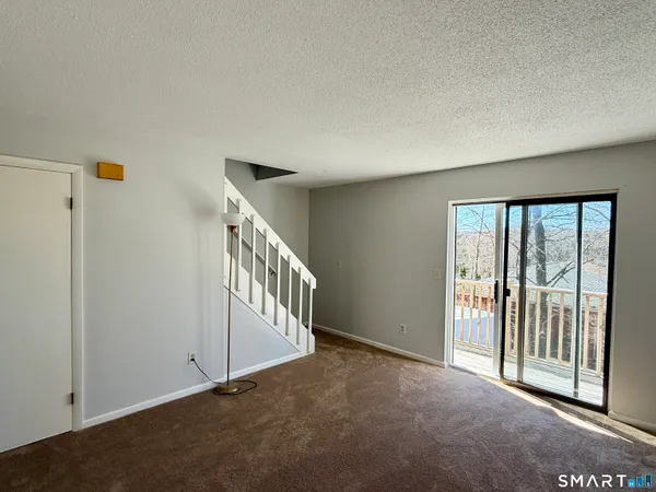 $1,950 | 84 Wilmot Street, Torrington, CT 06790