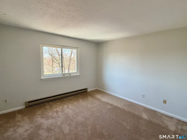 $1,950 | 84 Wilmot Street, Torrington, CT 06790