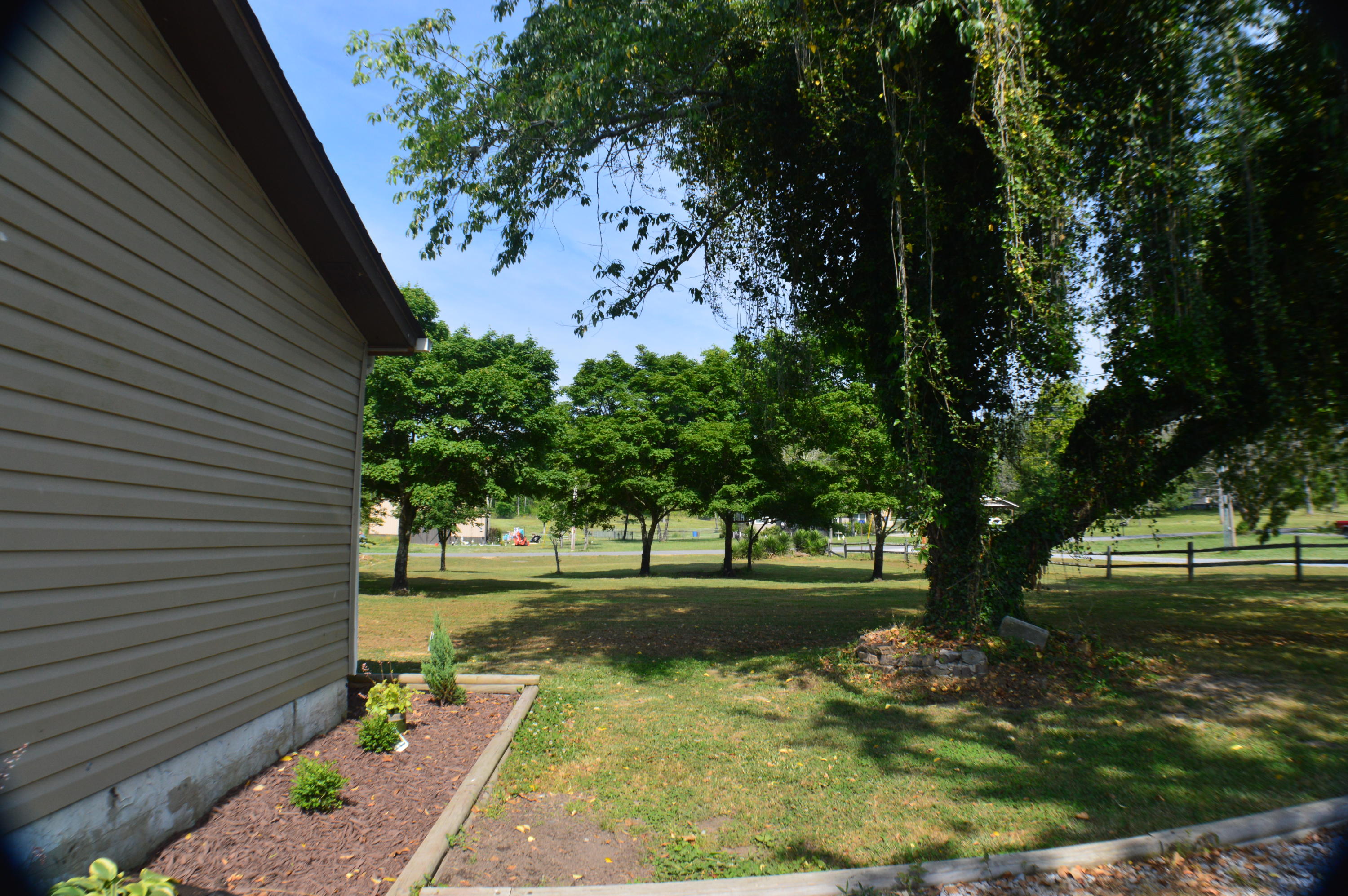 3187 Houston Valley Road Ringgold, GA 30736 - Photo 4 of 40 Side by Driveway