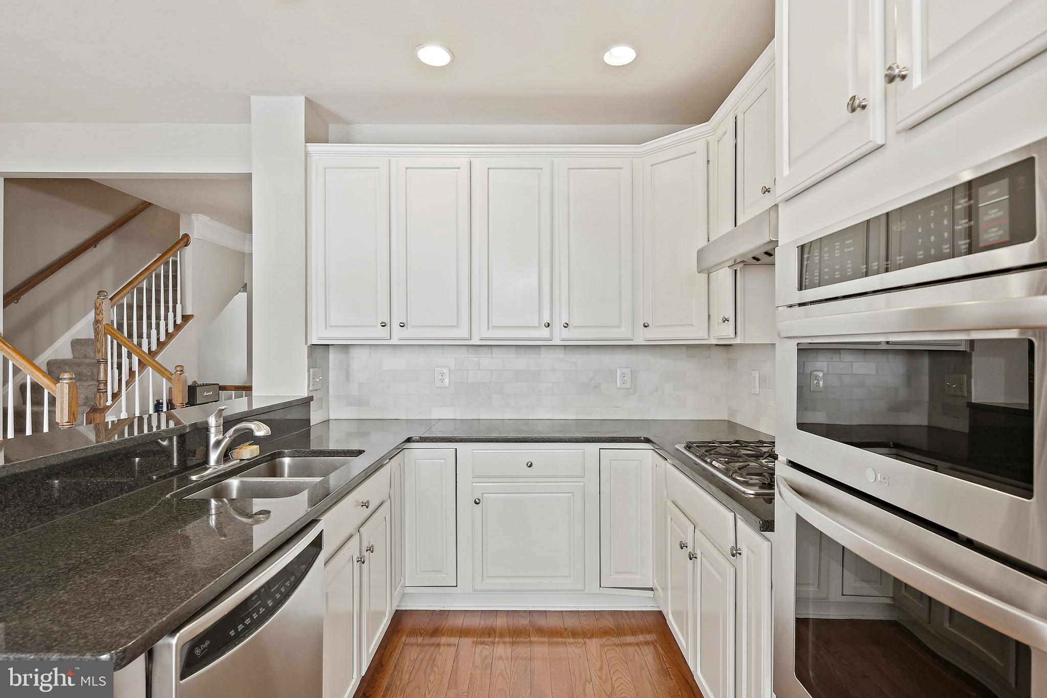 1409 Steuart Street Baltimore, MD 21230 - Photo 12 of 32