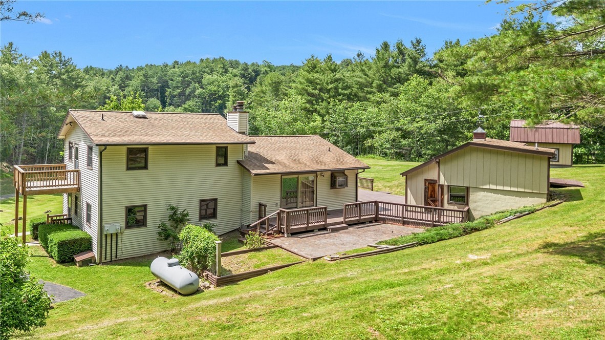 1324 Ripshin Road Troutdale, VA 24378 - Photo 5 of 48