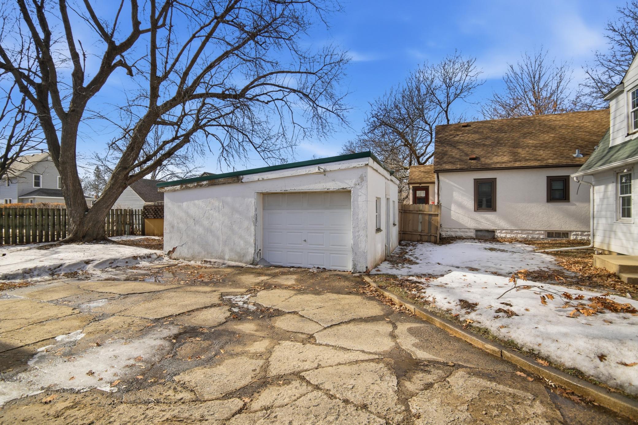 1109 5th Avenue Northwest Austin, MN 55912 - Photo 19 of 22