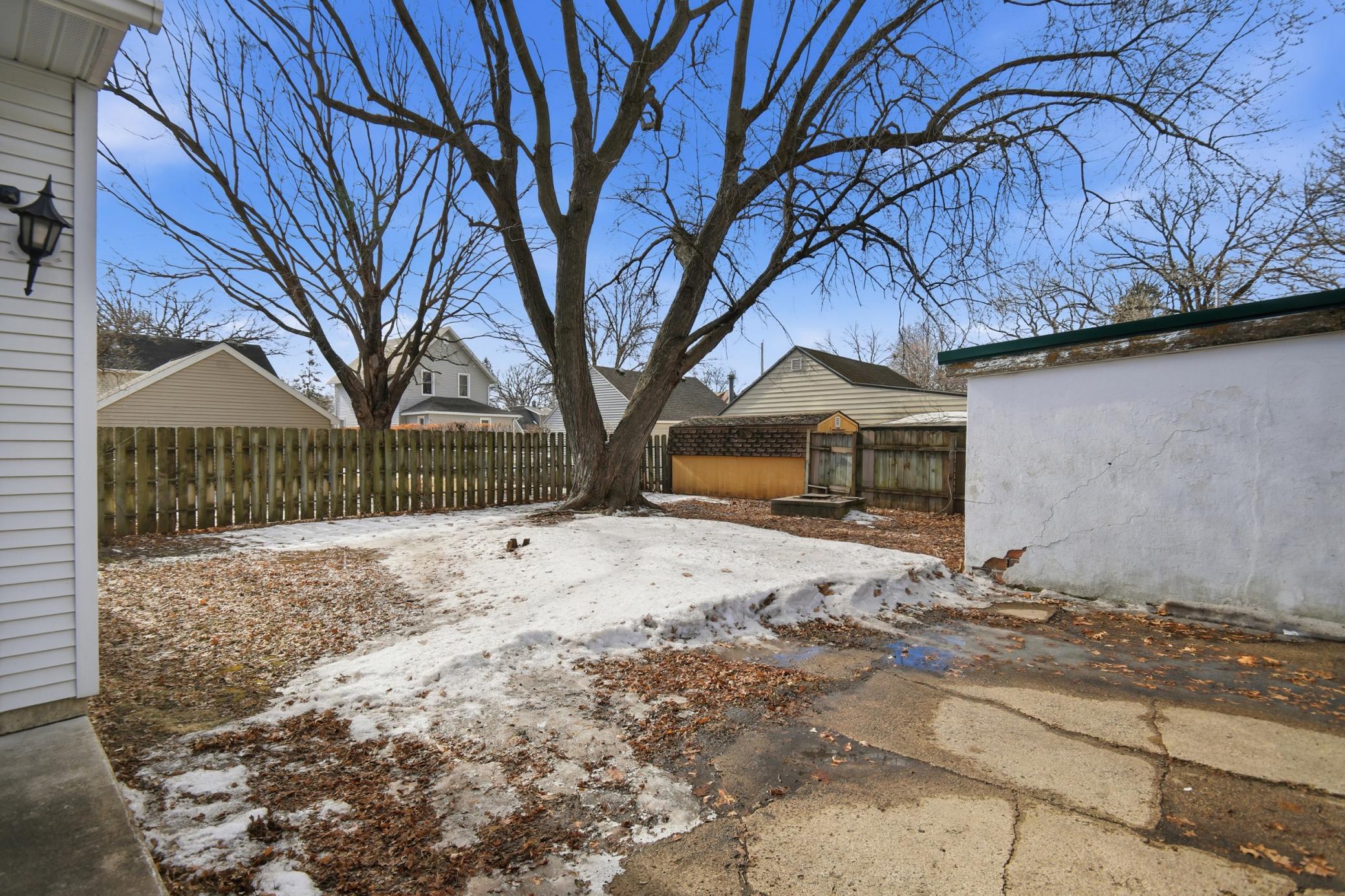 1109 5th Avenue Northwest Austin, MN 55912 - Photo 20 of 22