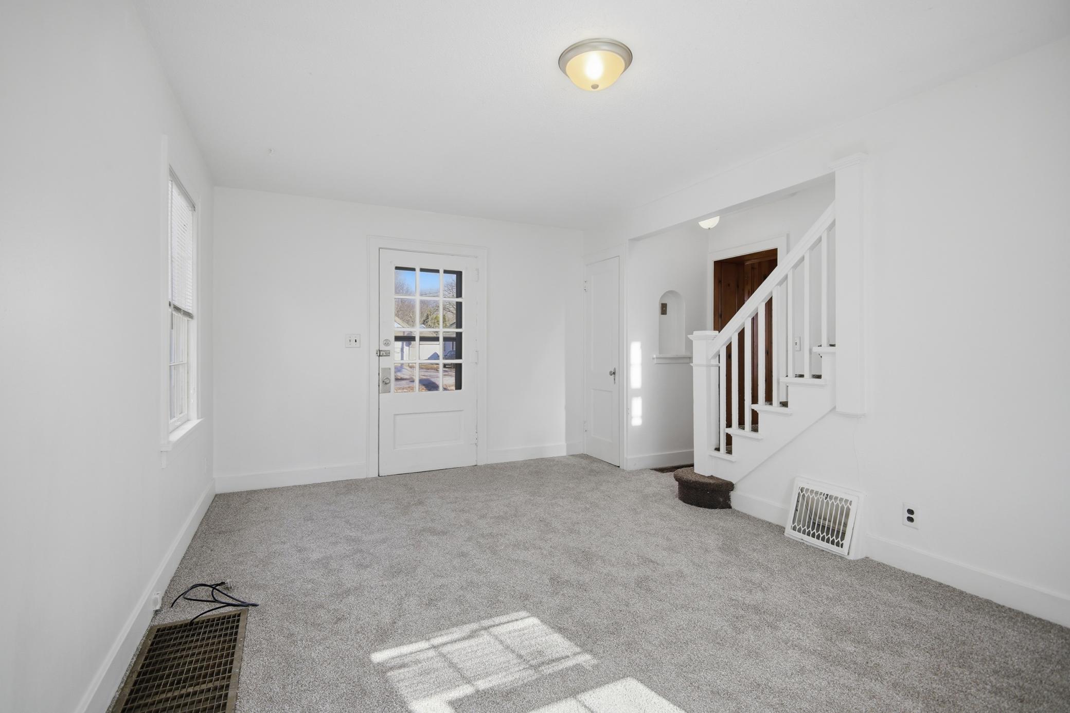 1109 5th Avenue Northwest Austin, MN 55912 - Photo 2 of 22