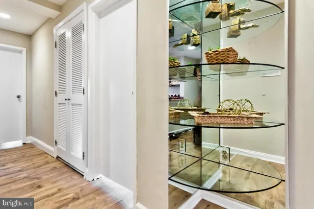 $3,000 | 10320 Westlake Drive, Unit E103, Bethesda, MD 20817