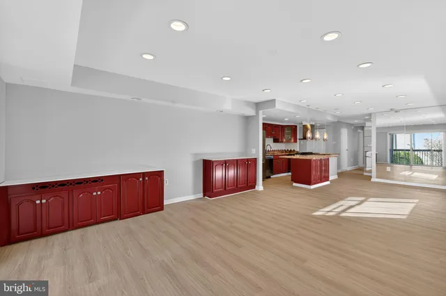 $3,000 | 10320 Westlake Drive, Unit E103, Bethesda, MD 20817