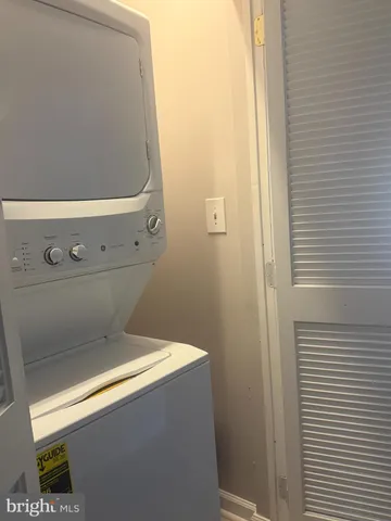 $3,000 | 10320 Westlake Drive, Unit E103, Bethesda, MD 20817