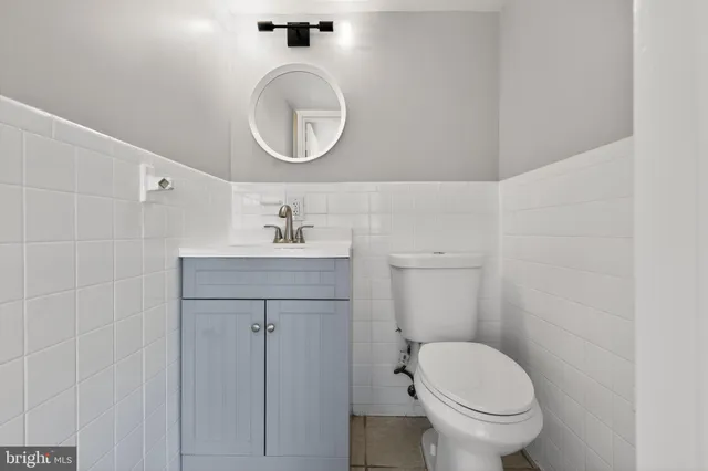 $3,000 | 10320 Westlake Drive, Unit E103, Bethesda, MD 20817