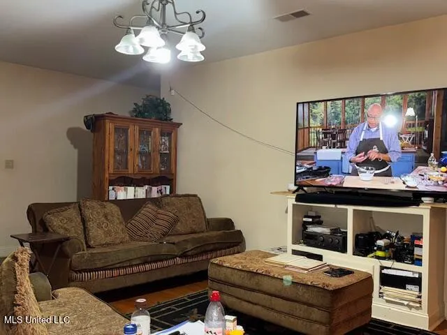 $625,000 | 5358 Horn Lake Road, Horn Lake, MS 38637