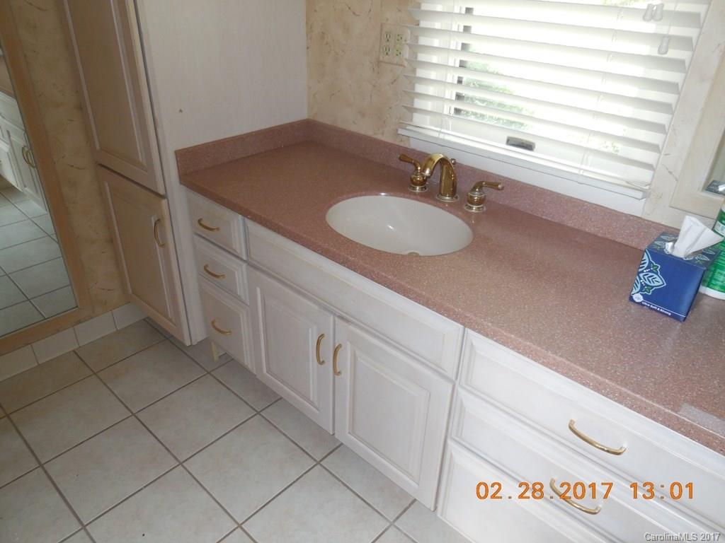 1201 Laurel Falls Road Brevard, NC 28712 - Photo 10 of 19 Gallery Image 10
