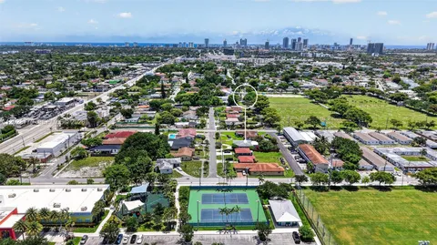$650,000 | 709 Northwest 9th Court, Hallandale Beach, FL 33009