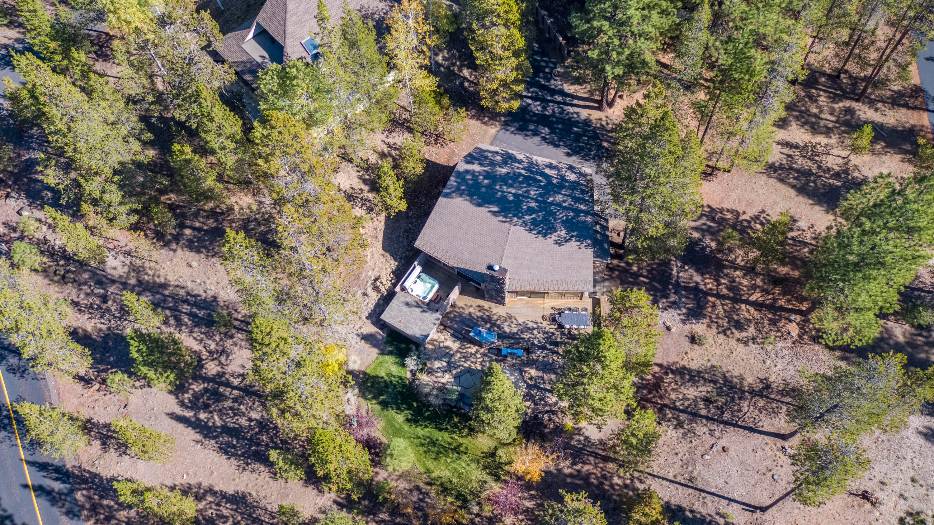 17905 Rhododendron Lane Sunriver, OR 97707 - Photo 4 of 39 04 (3)