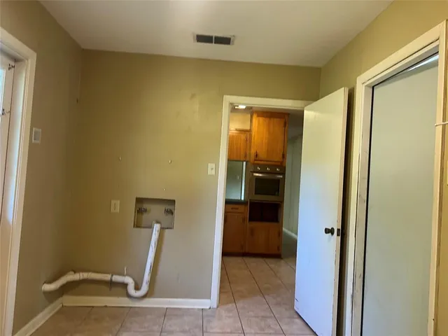 a view of a storage & utility room