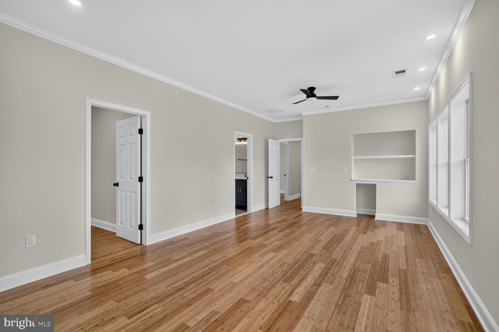 7304 Dickenson Street Springfield, VA 22150 - Photo 23 of 51 Wet Bar, space for fridge