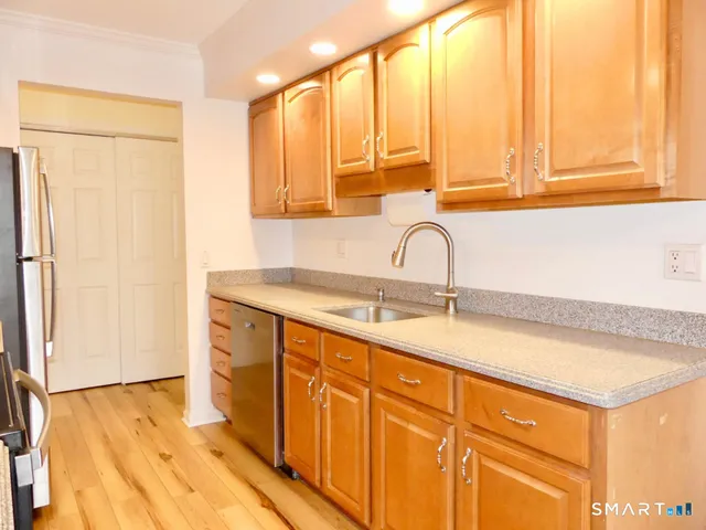 $2,850 | 50 Aiken Street, Unit 404, Norwalk, CT 06851