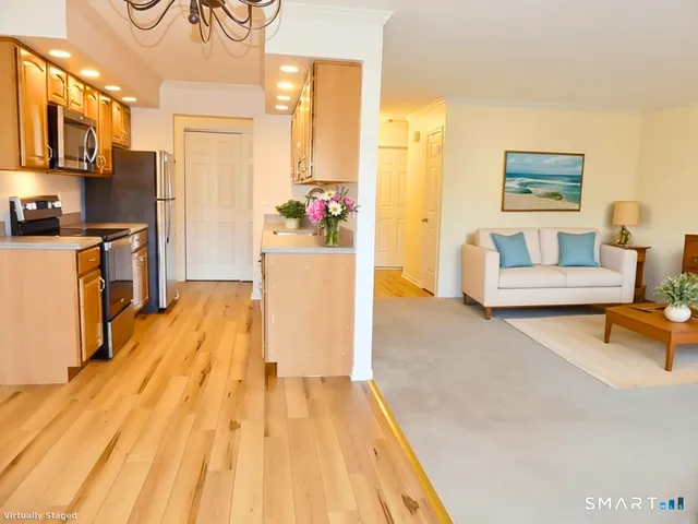 $2,900 | 50 Aiken Street, Unit 404, Norwalk, CT 06851