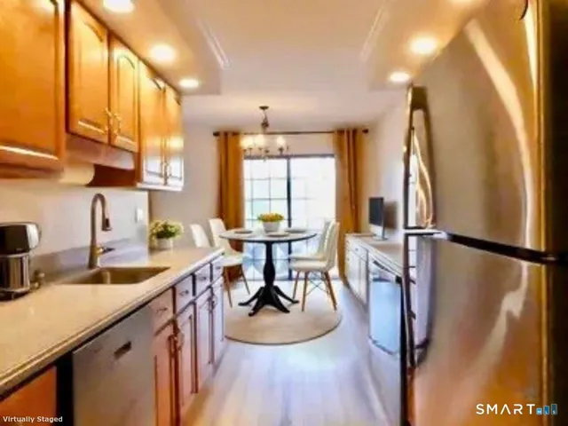 $2,900 | 50 Aiken Street, Unit 404, Norwalk, CT 06851