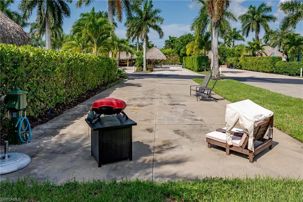 13562 Snapper Lane Naples, FL 34114 - Photo 14 of 32