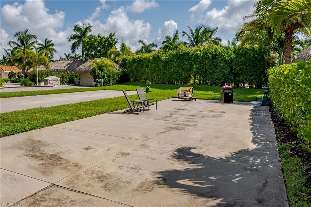 13562 Snapper Lane Naples, FL 34114 - Photo 18 of 32