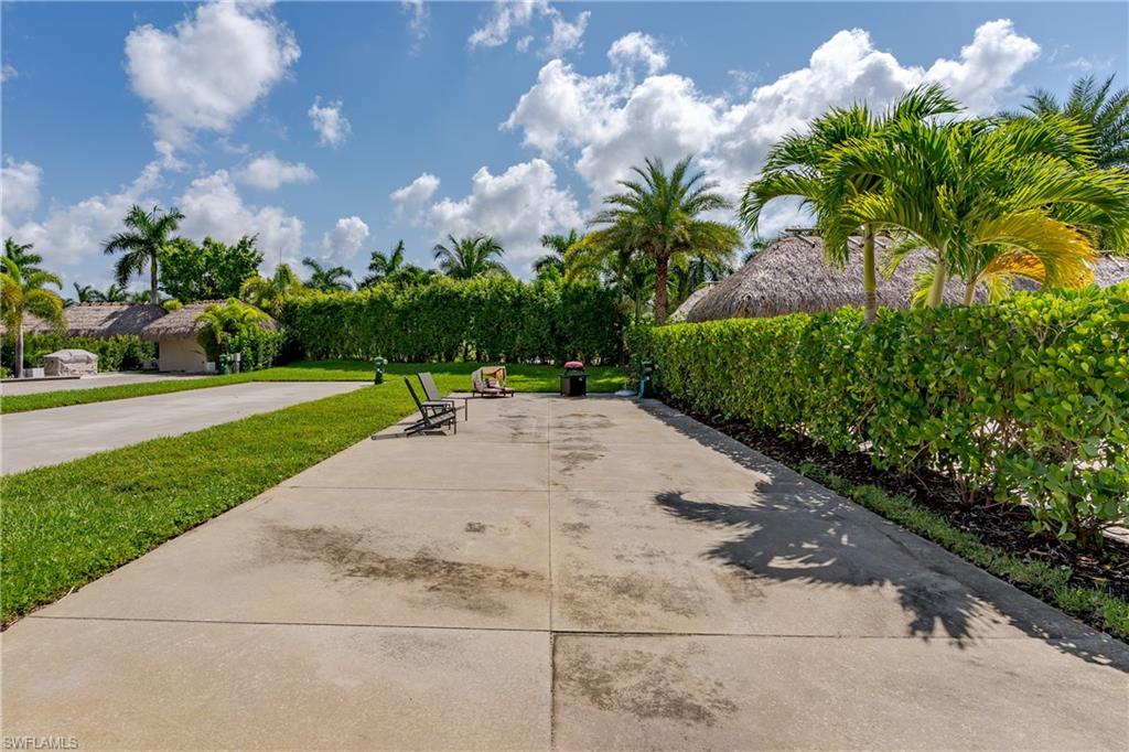 13562 Snapper Lane Naples, FL 34114 - Photo 19 of 32