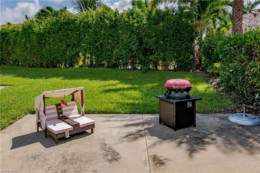 13562 Snapper Lane Naples, FL 34114 - Photo 9 of 32