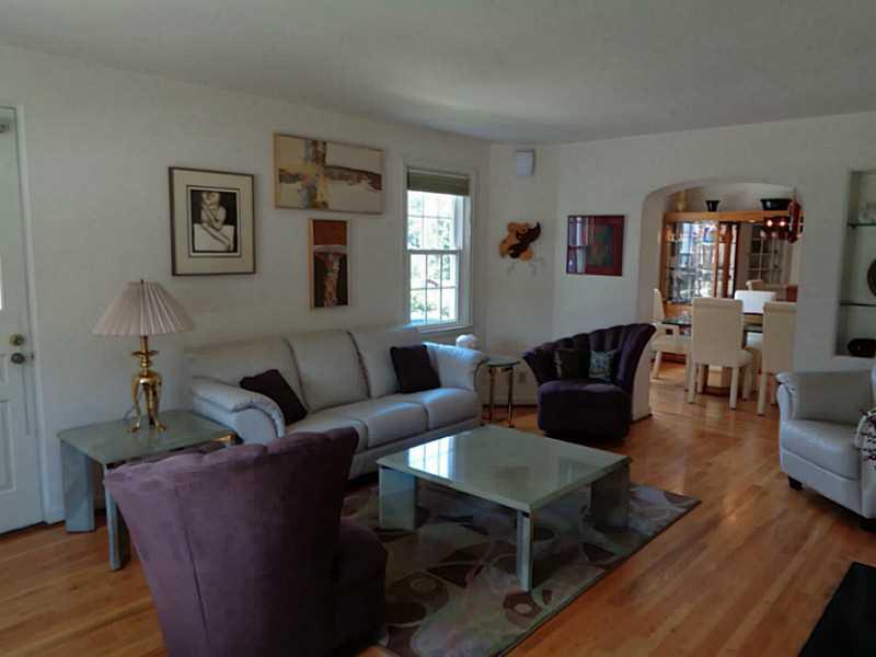 401 Locust Street Indiana, PA 15701 - Photo 4 of 25 Living Room.