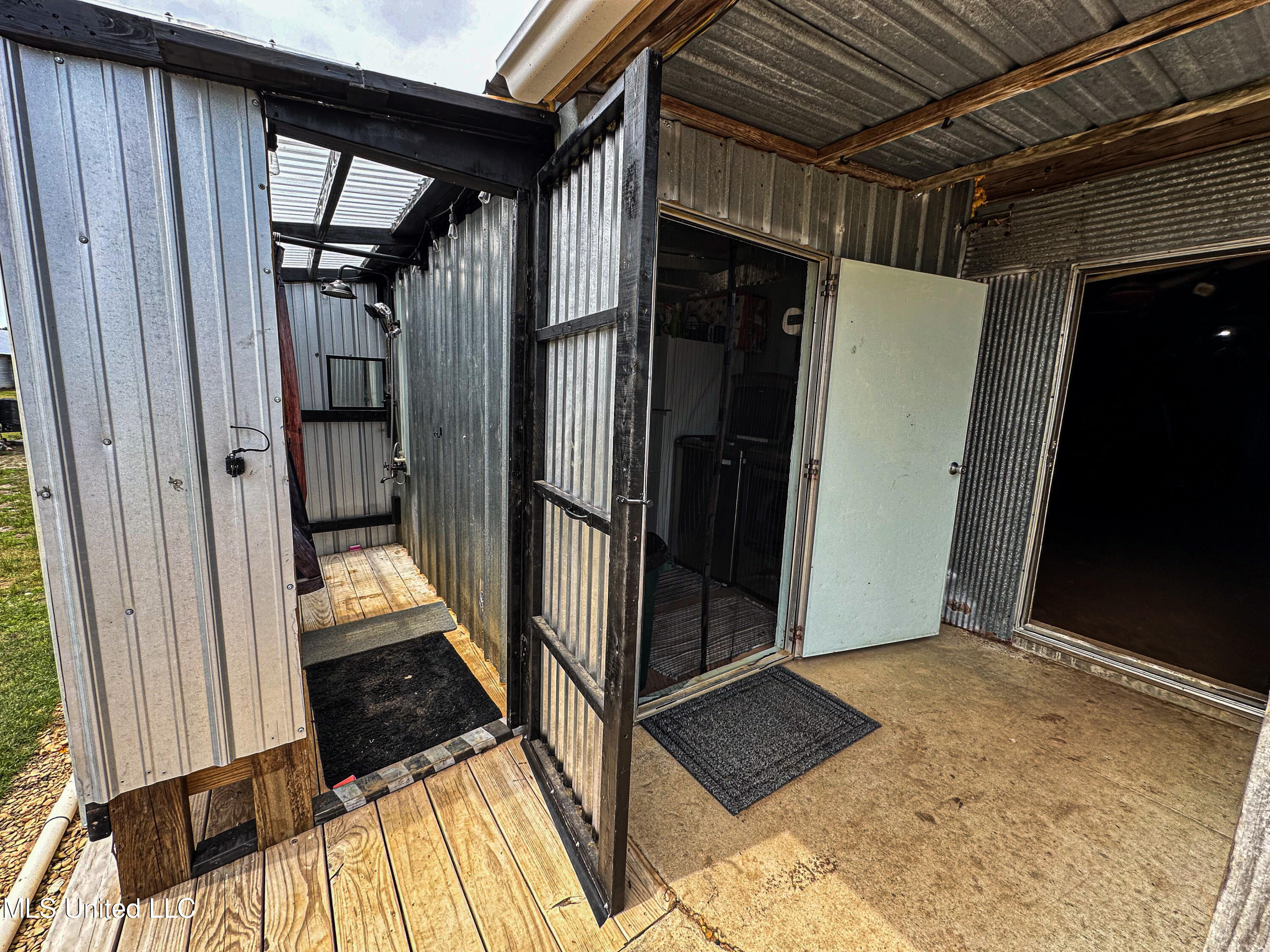 1477 Comans Road Carthage, MS 39051 - Photo 25 of 70 IMG_8152