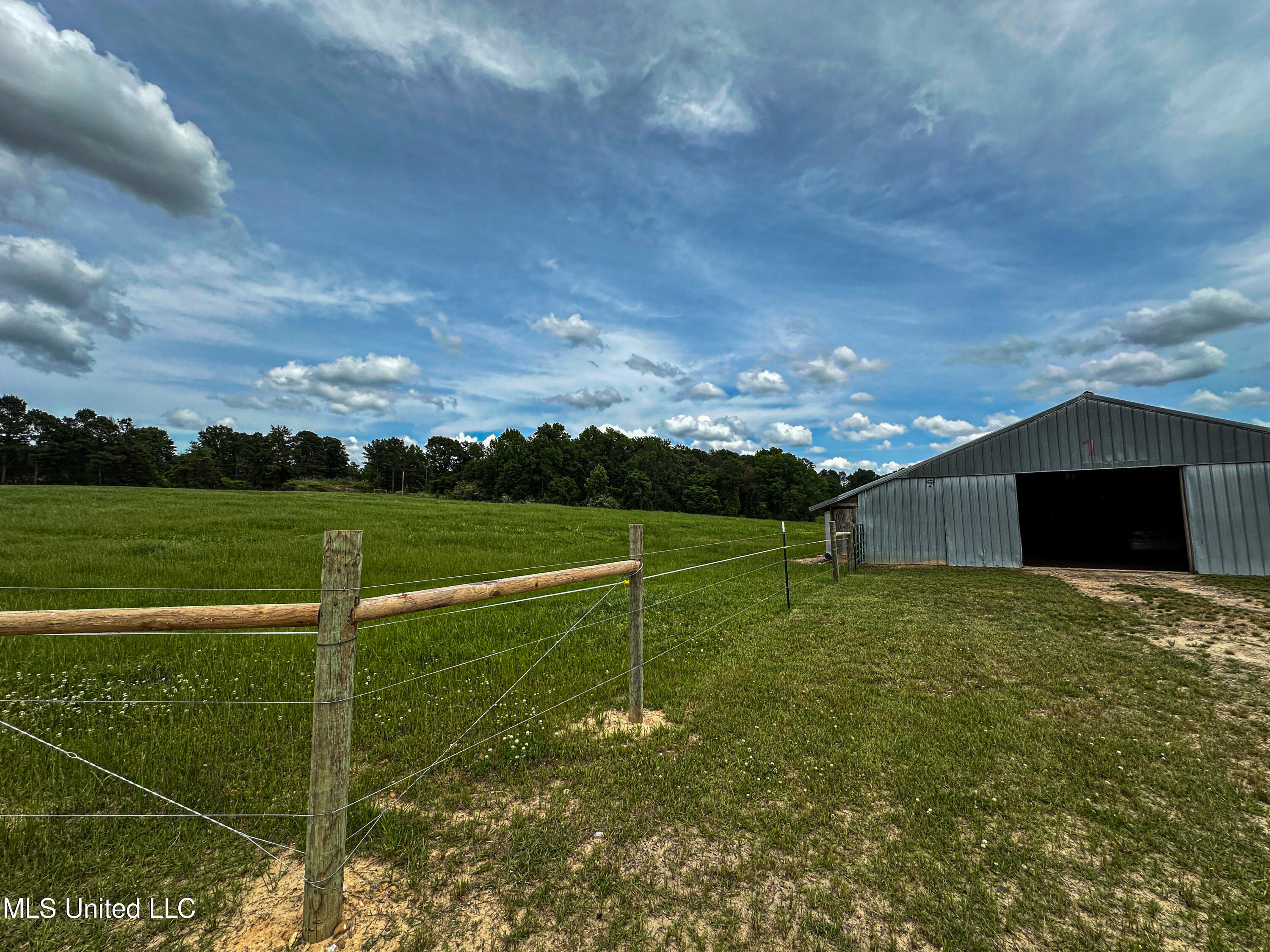 1477 Comans Road Carthage, MS 39051 - Photo 43 of 70 IMG_8166