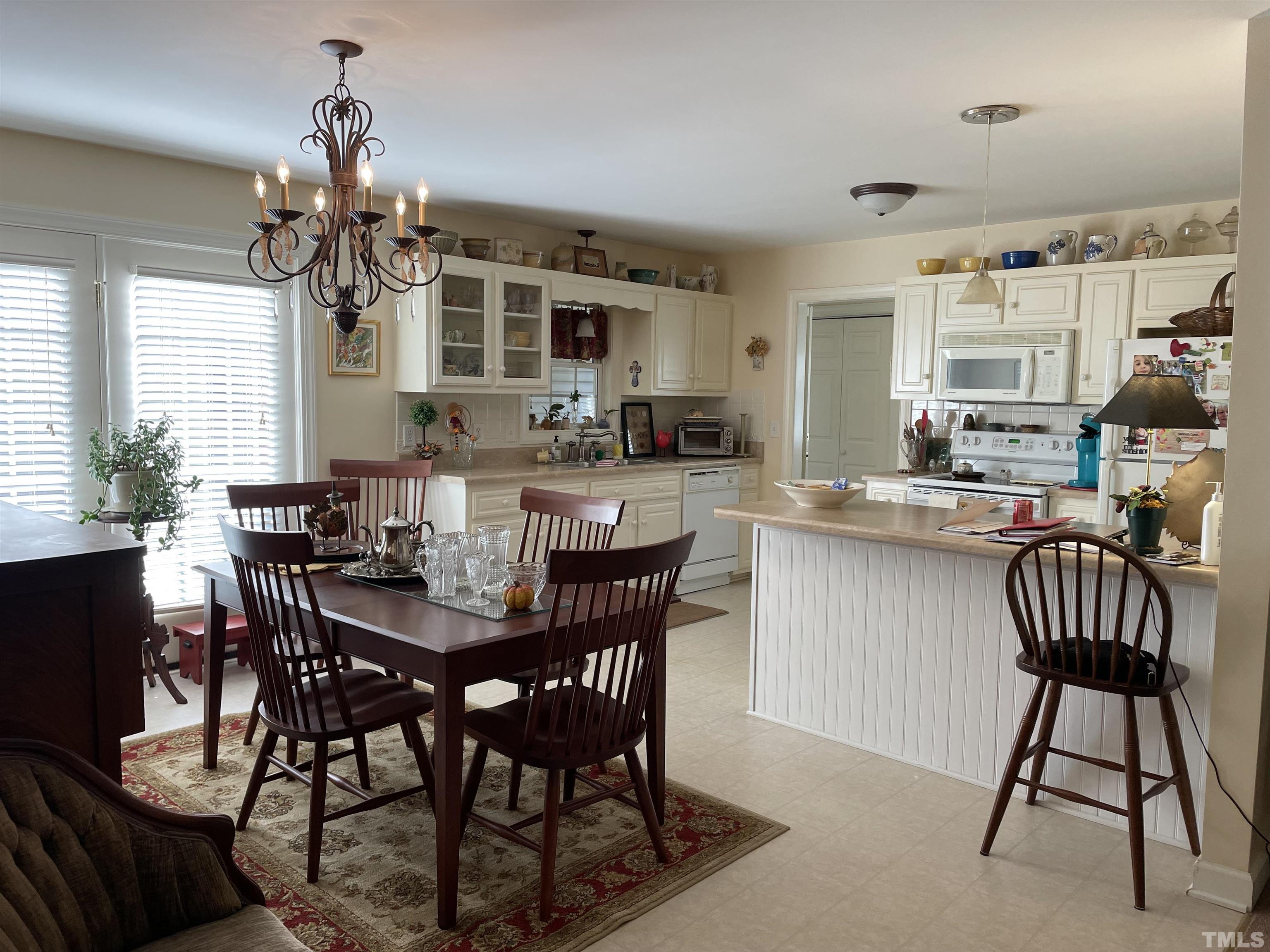 102 Beavertail Road Henderson, NC 27537 - Photo 9 of 19 Gallery Image 9