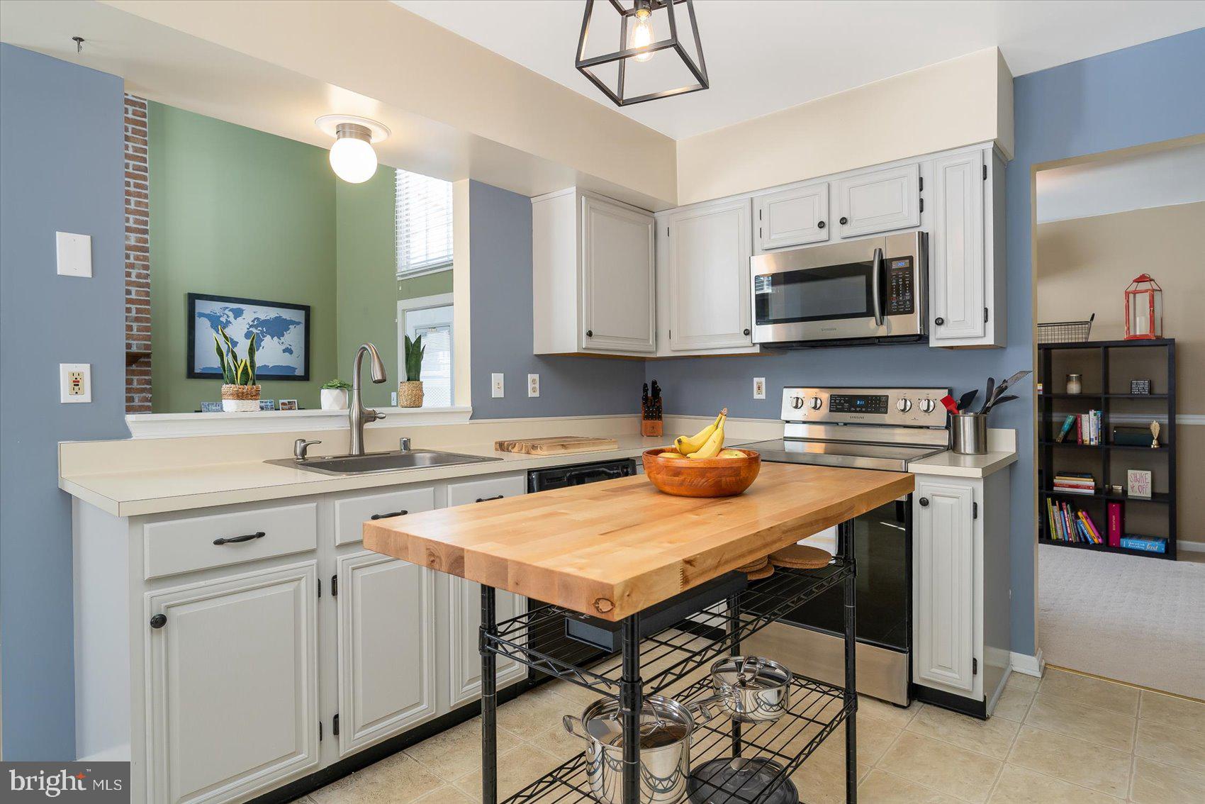 9036 Fieldchat Road Baltimore, MD 21236 - Photo 14 of 49