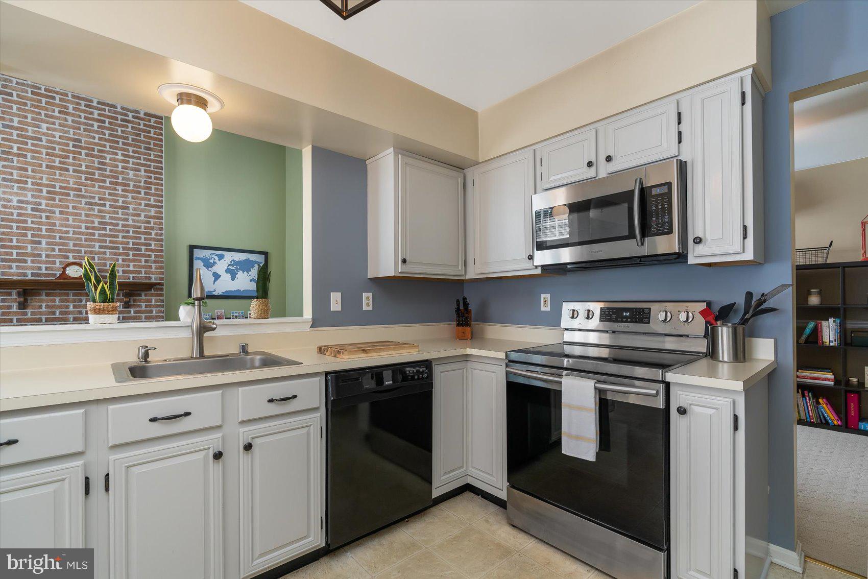 9036 Fieldchat Road Baltimore, MD 21236 - Photo 19 of 49