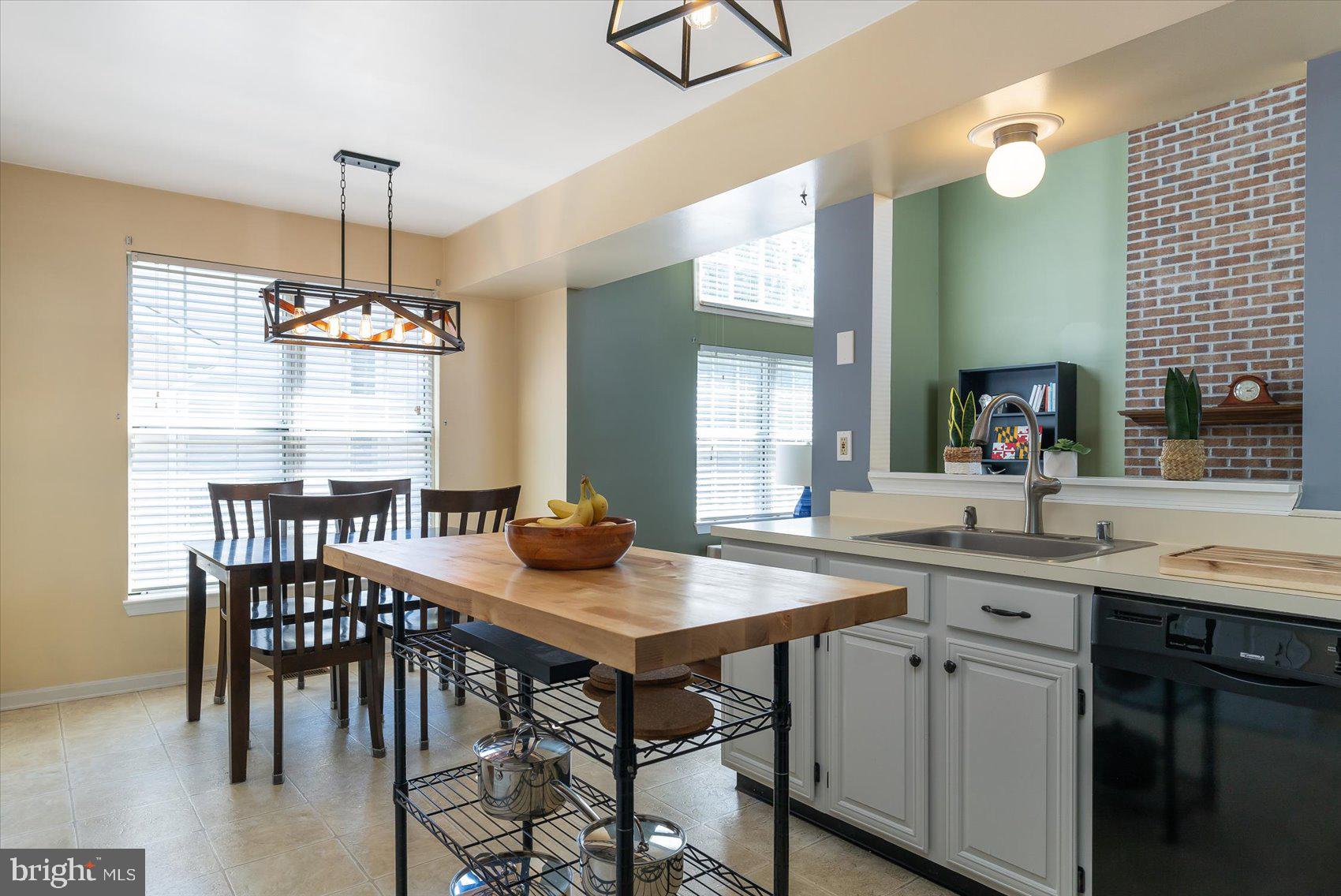 9036 Fieldchat Road Baltimore, MD 21236 - Photo 22 of 49