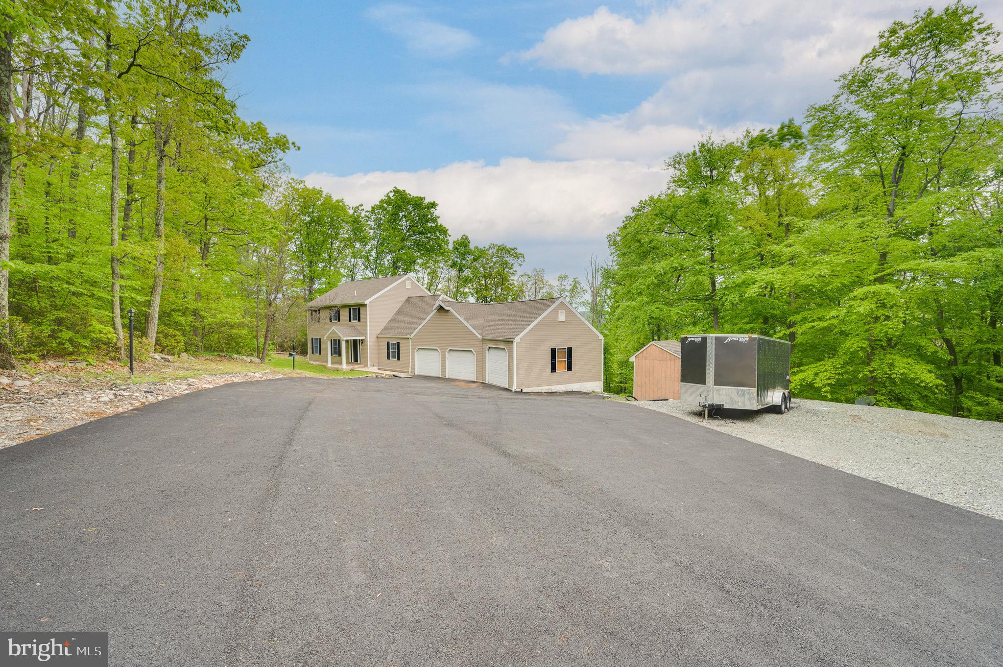 33 Edgewood Road Boyertown, PA 19512 - Photo 2 of 53