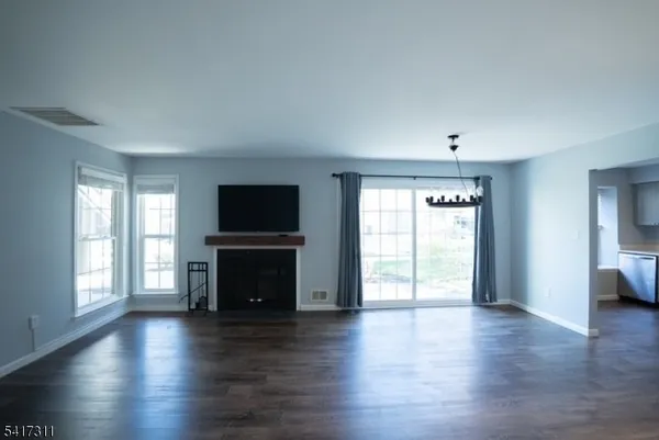 $2,850 | 713 Pinehurst Court, Union, NJ 07083